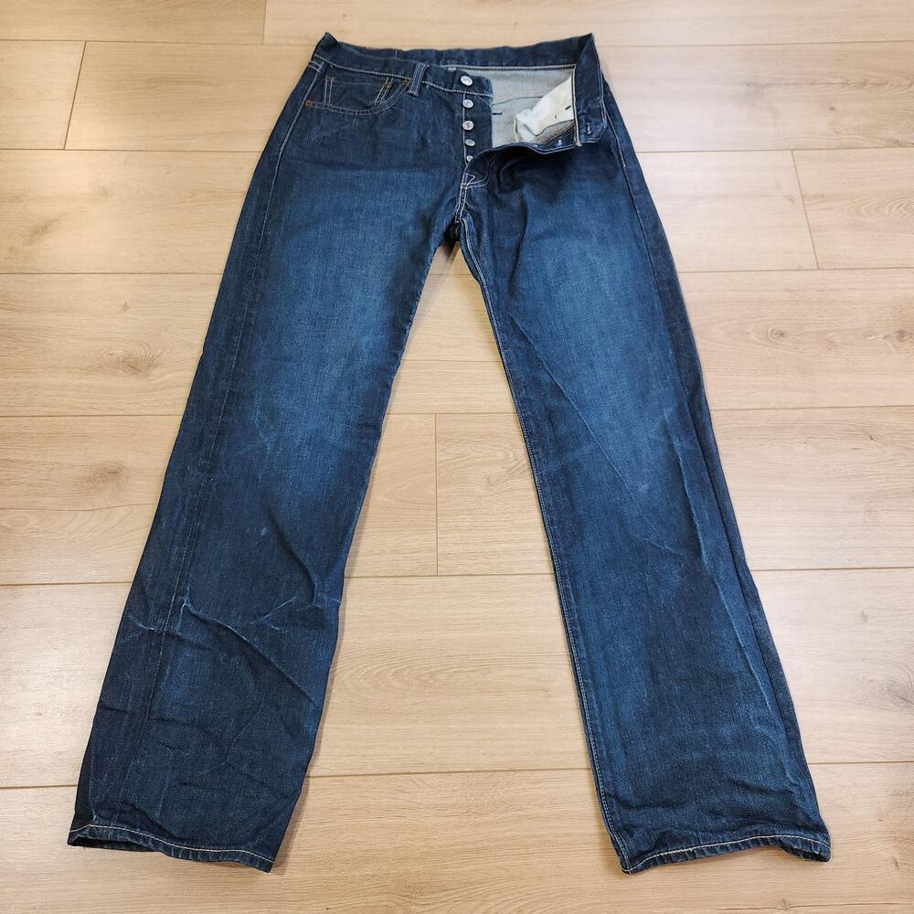 Levis 501 Jeans Mens 32x32 Blue Medium Wash Button Fly Straight Denim Casual